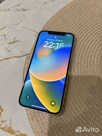 iPhone 12, 64 ГБ