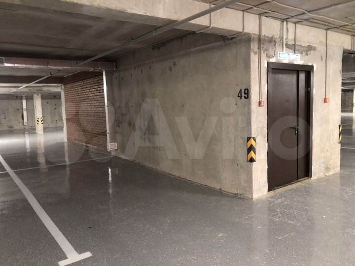Машиноместо, 15 м²
