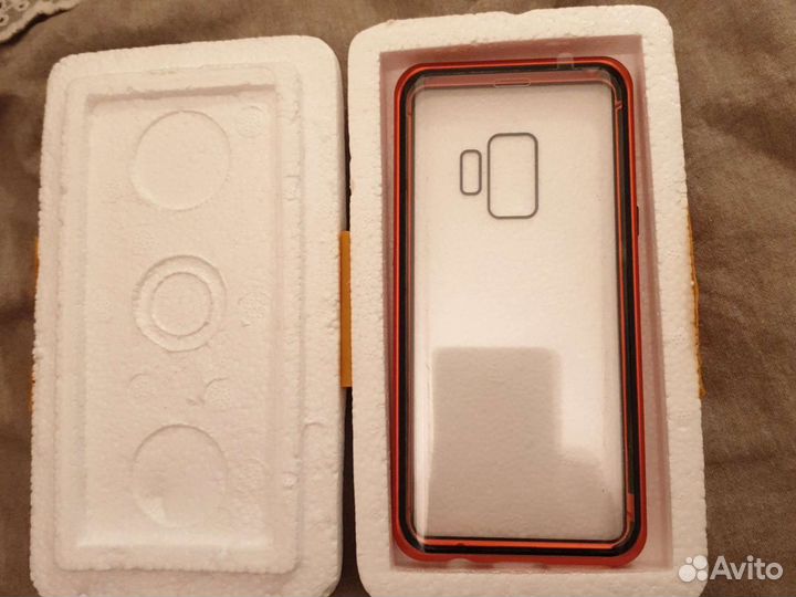 Чехол новый на Samsung 9S