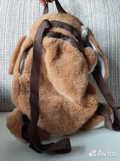 Плюшевый рюкзак в виде кролика