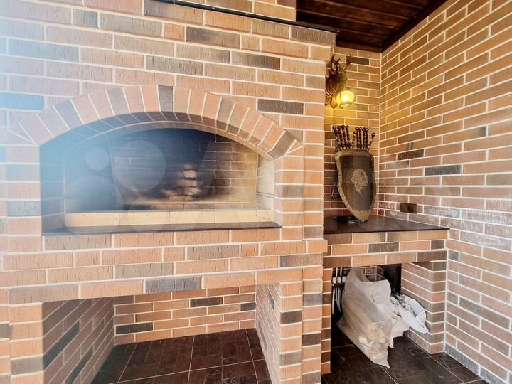 Дом 264,4 м² на участке 5,5 сот.