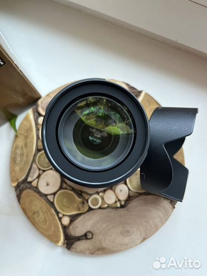 Объектив Nikon 18-105mm DX VR