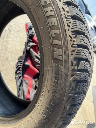 Michelin X-Ice North 4 235/55 R18 94