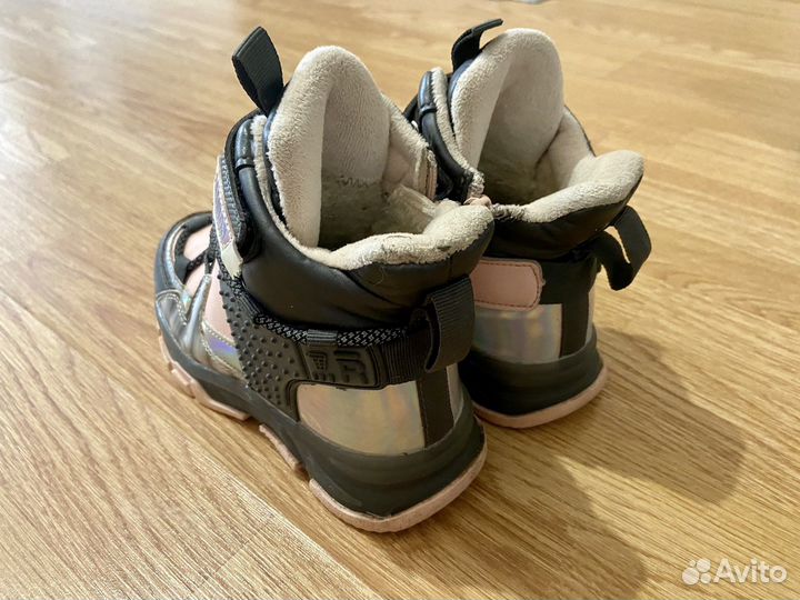 Ботинки зимние для девочки