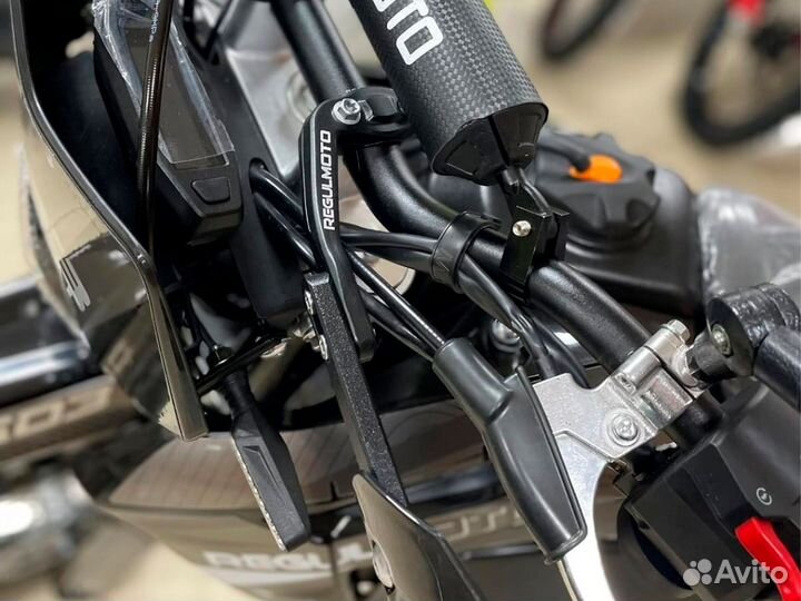 Мотоцикл Regulmoto Sport-003 300 PR
