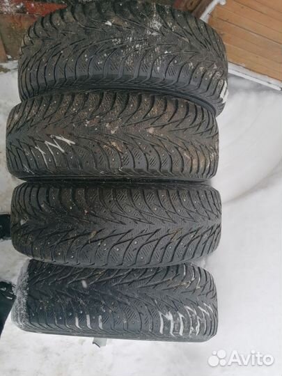 Yokohama Ice Guard Stud IG55 235/65 R17 108