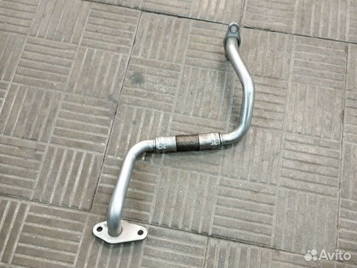 Трубка слива турбины Skoda Octavia A5 1.4 turbo