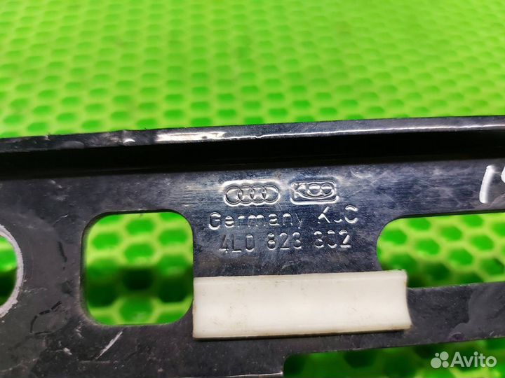 Петля капота правая Audi Q7 4LB ccma 2009