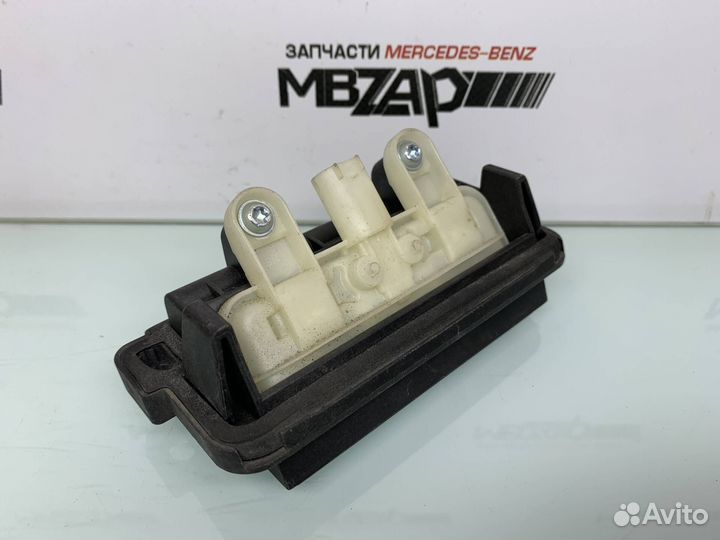 Ручка крышки багажника Mercedes W221