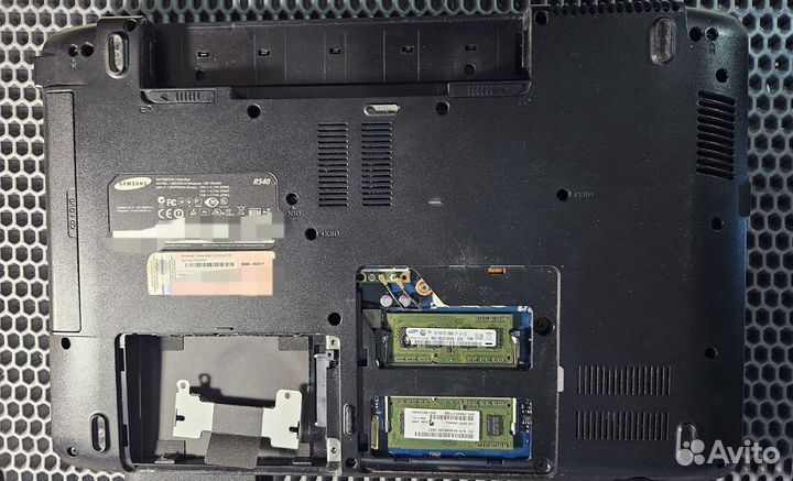 Ноутбук Samsung NP-R540