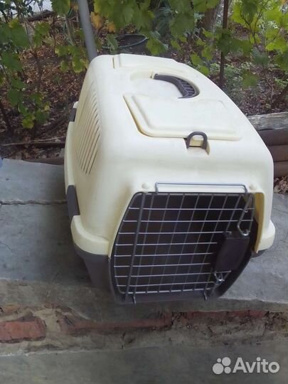 Переноска для кошек пластиковая