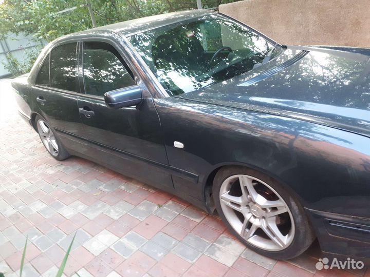 Mercedes-Benz E-класс 2.3 AT, 1997, 250 000 км