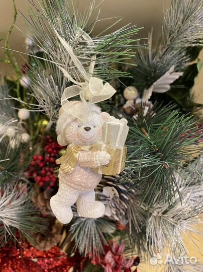 Новогодние игрушки на ёлку