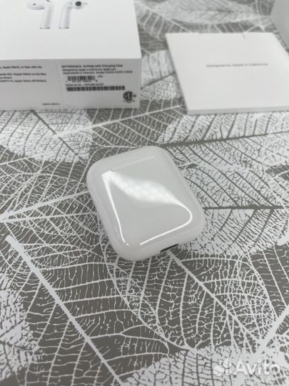 Кейс для airpods 2 новый оригинал