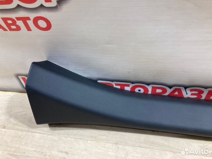 Обшивка крышки багажника левая Changan Uni-V