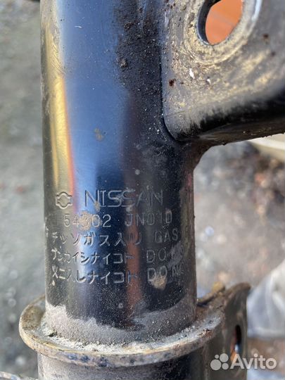 Передние стойки nissan teana