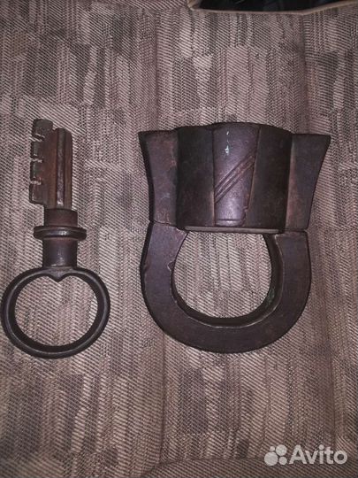 Замок старинный царский амбарный навесной