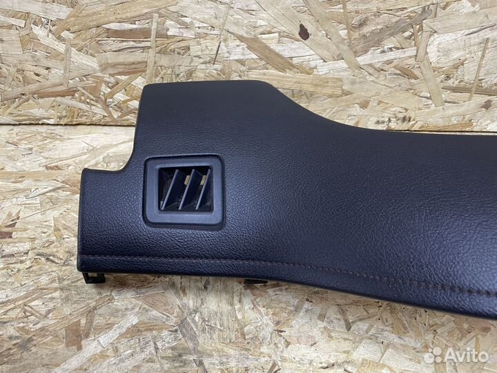 Накладка торпеды левая Toyota Camry 50