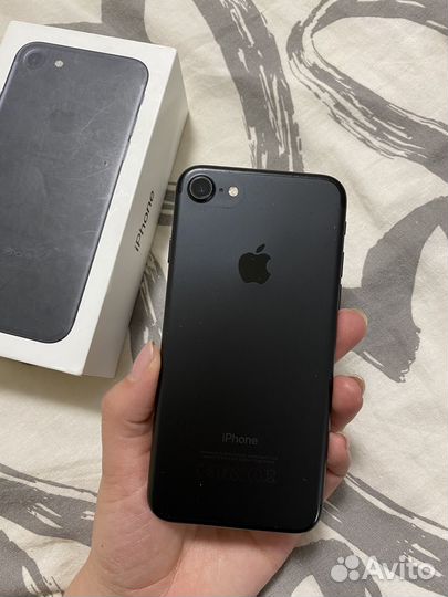 iPhone 7, 32 ГБ