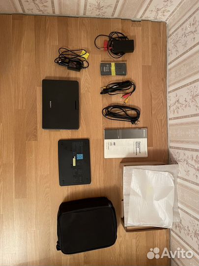 Портативный dvd-плеер Sony DVP-FX850