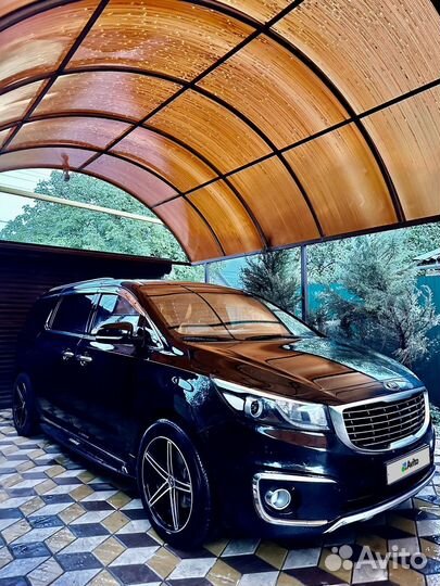 Kia Carnival, 2015