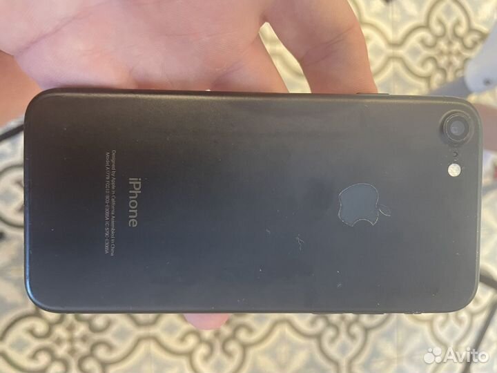 iPhone 7, 32 ГБ