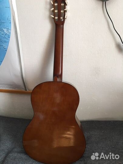 Классическая гитара yamaha c40
