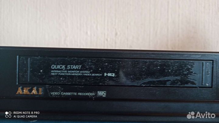 Видеомагнитофон akai