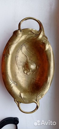 Фруктовница на ножках