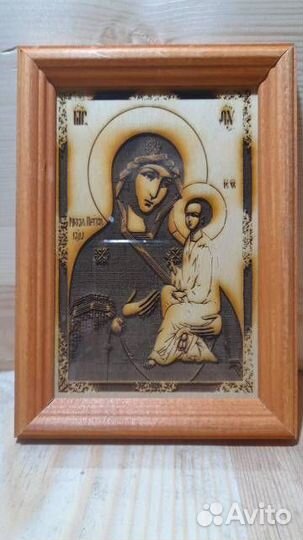 Резные иконы из дерева