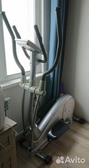 Эллиптический тренажер Oxygen Adelaide