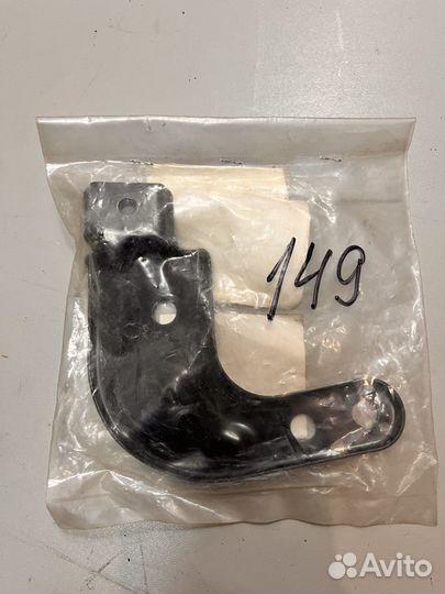 Кронштейн крепления крыла lancer (CX,CY) (2007)