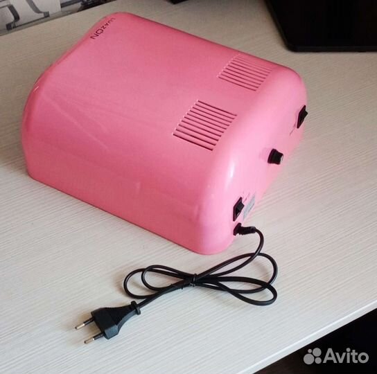 Лампа для сушки гель-лака