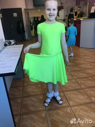 Платье для танцев рейтинговое 130-140 см