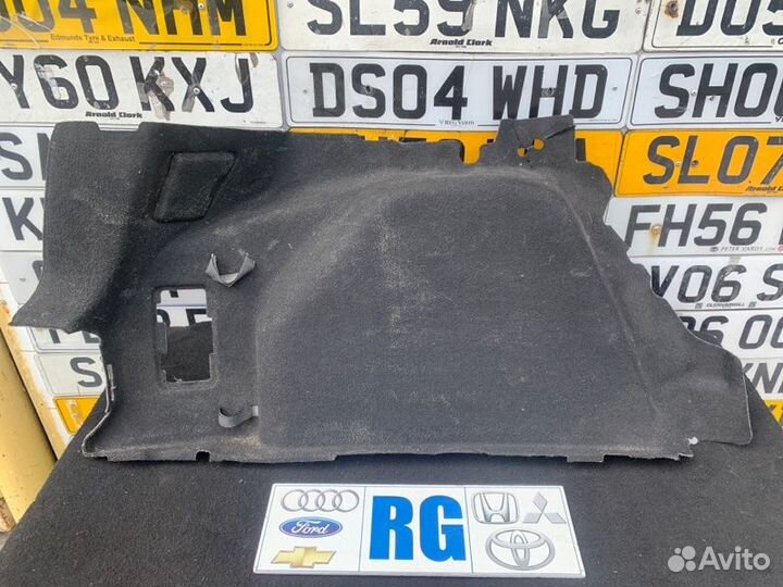 Обшивка багажника левая Ford Focus 3 1.6 iqdb 2011