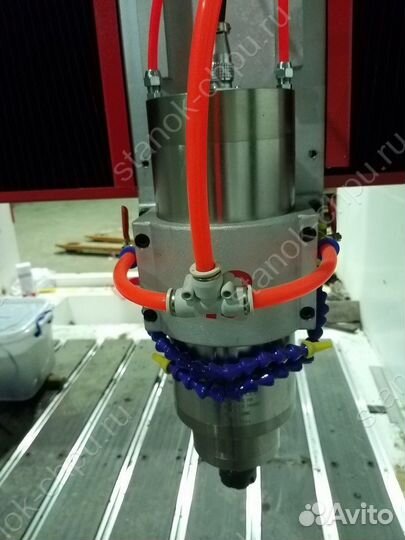 Фрезер чпу Станком Dekart S1530 по камню 2 шпин-ля