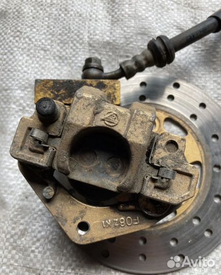 Дисковый тормоз для скутера