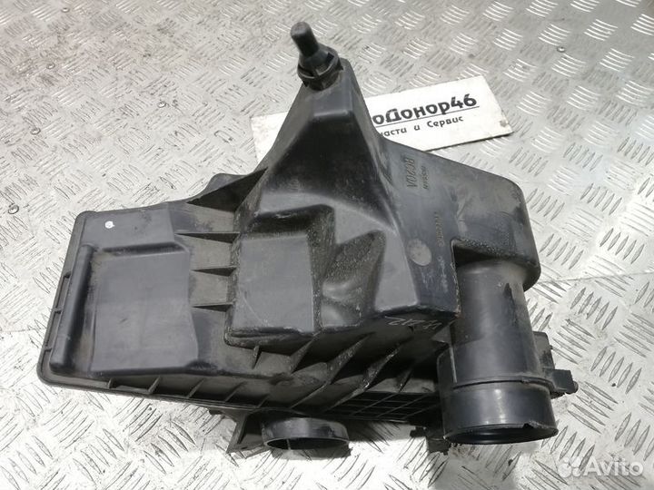 Корпус воздушного фильтра Nissan Note E11, NV200