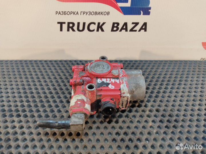 1304635 Кран ABS