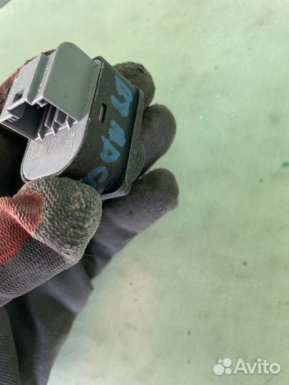 Блок управления зеркалами passat b8