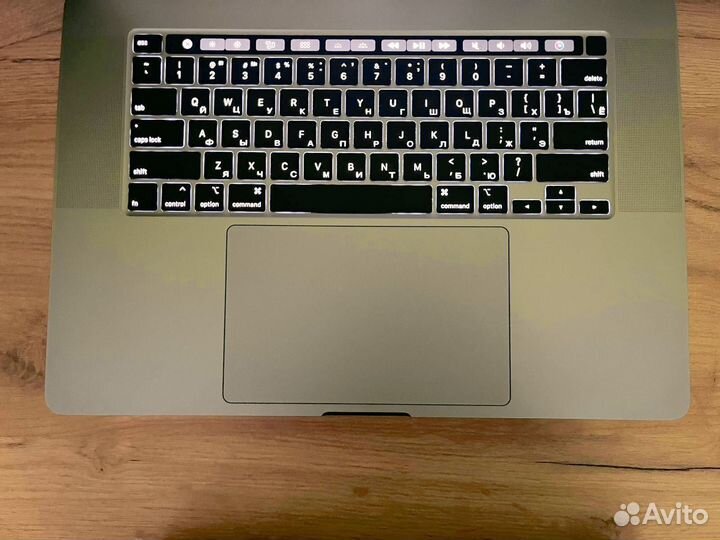 Macbook pro 16 2021 i7-6ядер-16gb -512гб