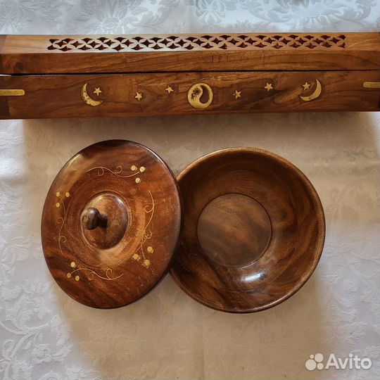 Шкатулки фарфор, дерево, курительница