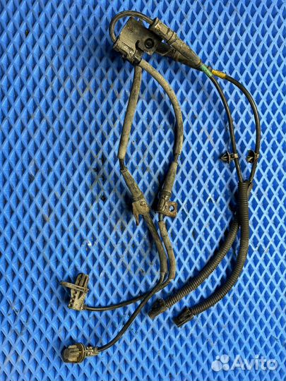 Датчик abs передний Hyundai Elantra hd