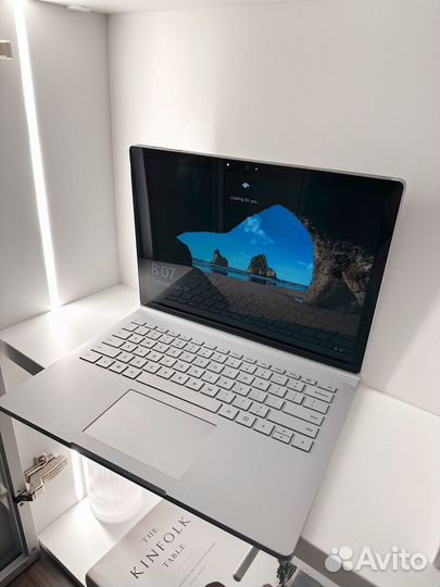 Microsoft surface book 3 i7 32GB 1T GTX 1650