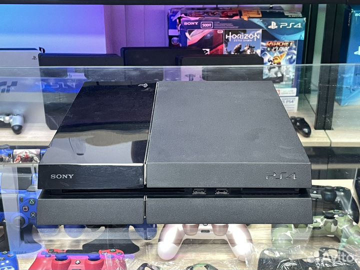 PS4 / 2 геймпада / 40 игр / Гарантия