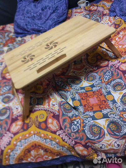 Бамбуковый столик для ноутбука