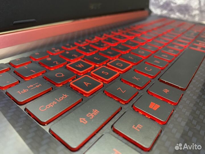 Ноутбук 15.6 Acer Nitro 5 игровой