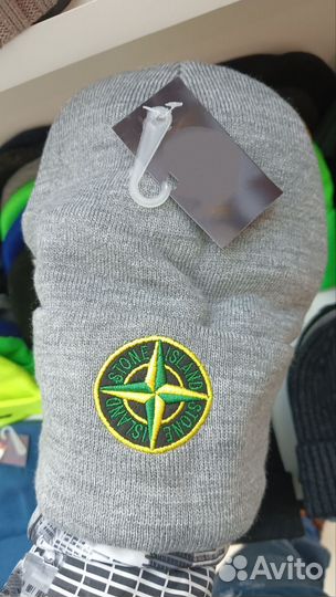 Мужская шапка stone island
