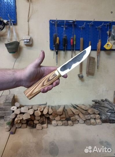 Нож охотничий для шкурения