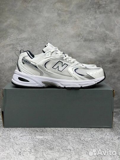 Кроссовки New Balance 530 великан